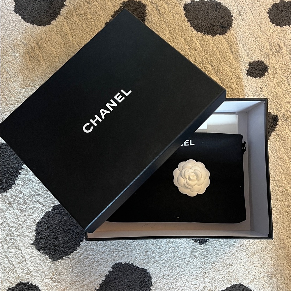CHANEL Black Pouch with White Camellia n9